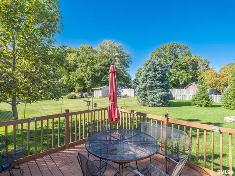 801 Eldridge St, Washington, IL 61571 photo 39