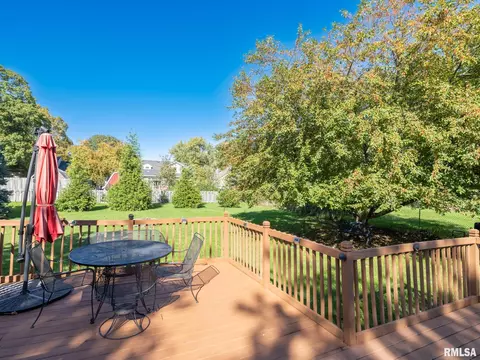 801 Eldridge St, Washington, IL 61571 photo 40