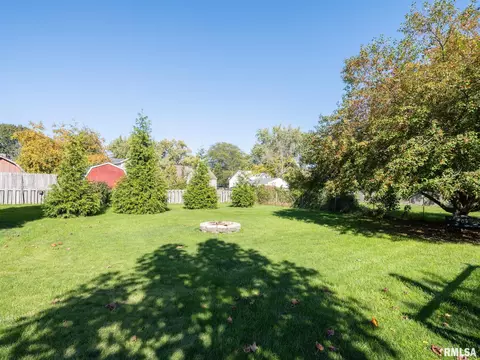 801 Eldridge St, Washington, IL 61571 photo 6