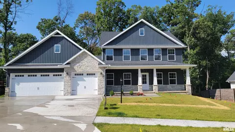 120 Rosemary Ln, Germantown Hills, IL 61548