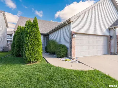 11414 N Northtrail Dr, Dunlap, IL 61525