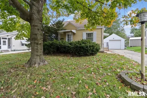 309 Redbud Dr, Washington, IL 61571