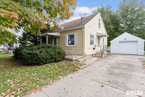 309 Redbud Dr, Washington, IL 61571 photo 2