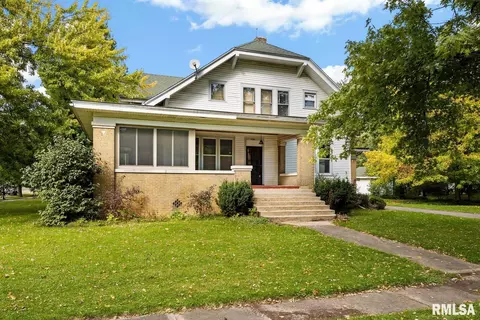 306 E Chicago St, Minier, IL 61759