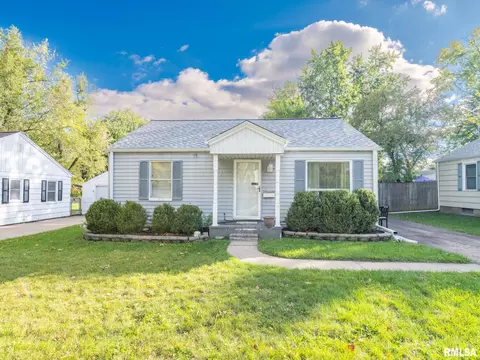 504 W Lakewood Ave, Peoria, IL 61614