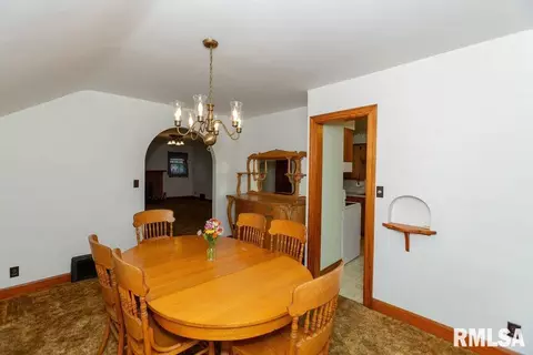709 S Main St, Eureka, IL 61530 photo 27