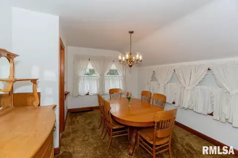 709 S Main St, Eureka, IL 61530 photo 26