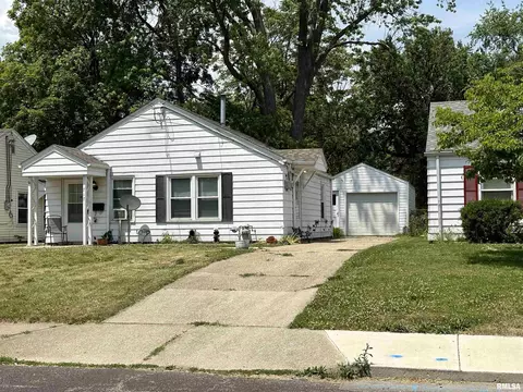 717 E Gift Ave, Peoria, IL 61603