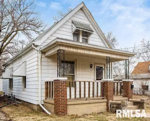 717 W Macqueen Ave, Peoria, IL 61604