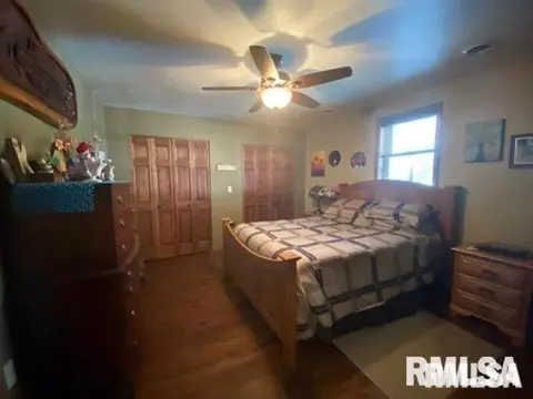 Bedroom - 1751 E Walnut St, Canton, IL 61520 photo 7 of 7