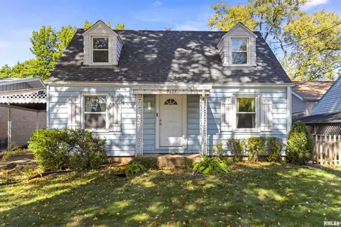 2627 W Laura Ave, West Peoria, IL 61604