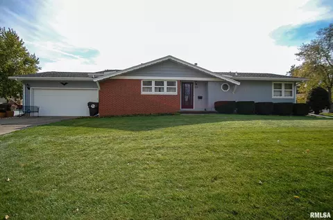 1712 W Thames Dr, Peoria, IL 61614