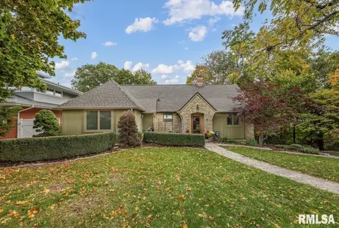 342 E High Point Rd, Peoria, IL 61614