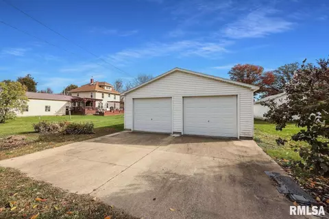 109 N Maple St, Toluca, IL 61369 photo 28