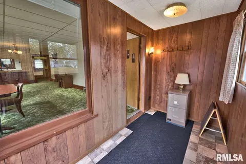 109 N Maple St, Toluca, IL 61369 photo 3
