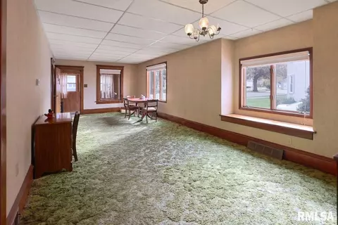 109 N Maple St, Toluca, IL 61369 photo 7