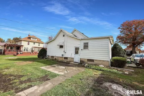 109 N Maple St, Toluca, IL 61369 photo 27