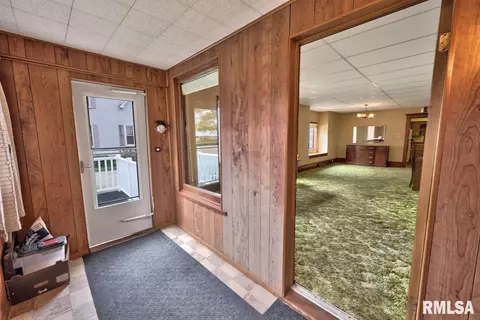 109 N Maple St, Toluca, IL 61369 photo 5