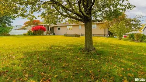 702 Crestview Dr, Metamora, IL 61548 photo 40