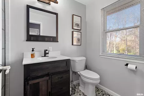 24468 E Oak Park Rd, Canton, IL 61520 photo 33