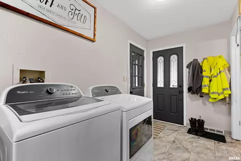 24468 E Oak Park Rd, Canton, IL 61520 photo 28