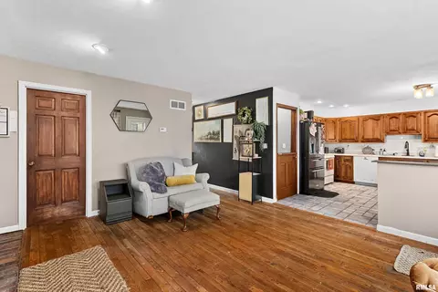 24468 E Oak Park Rd, Canton, IL 61520 photo 27