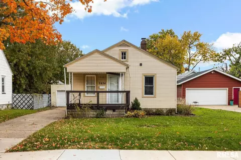 2624 W Ardmore Pl, West Peoria, IL 61604