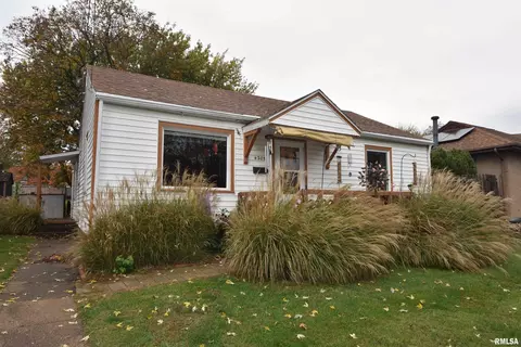 4205 N Columbus Ave, Peoria, IL 61614