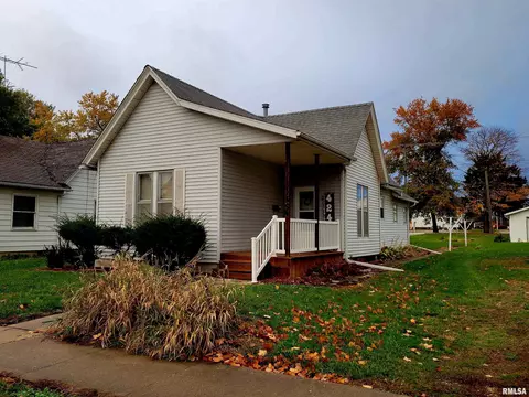 424 W Washington St, Macomb, IL 61455