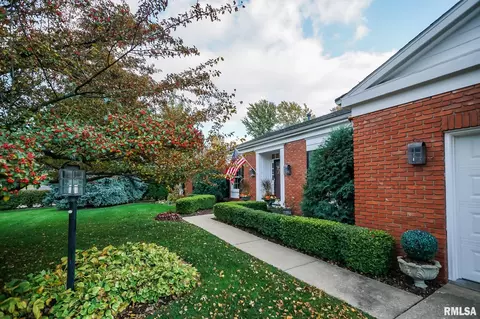 138 E Morningside Dr, Peoria, IL 61614 photo 3