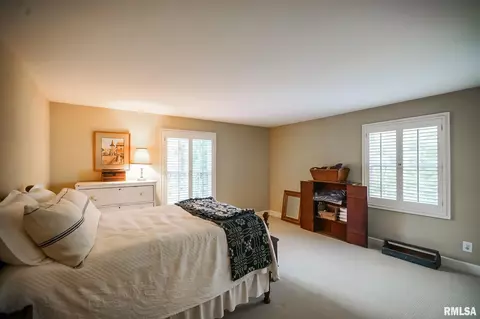 138 E Morningside Dr, Peoria, IL 61614 photo 30