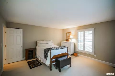 138 E Morningside Dr, Peoria, IL 61614 photo 31