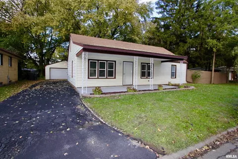 523 Embert Pl, Peoria, IL 61603