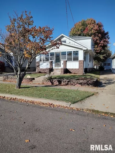 1209 W Virginia Ave, Peoria, IL 61604