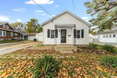 800 N Main St, Washington, IL 61571