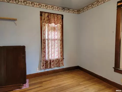 533 Baxter Ct, Canton, IL 61520 photo 7