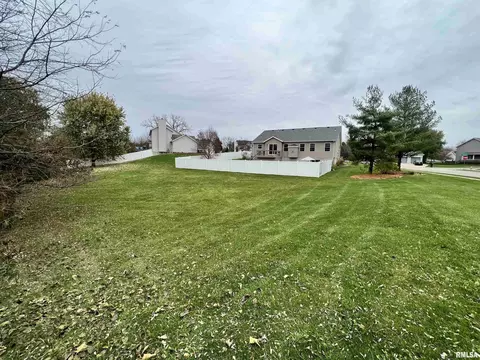 6002 W Brookmere St, Edwards, IL 61528 photo 2
