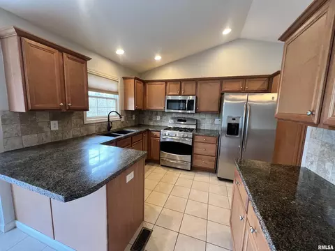 6002 W Brookmere St, Edwards, IL 61528 photo 9