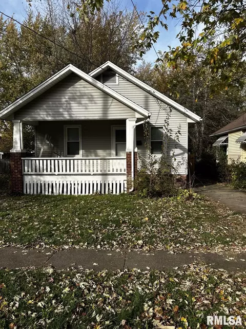 1013 E Willcox Ave, Peoria, IL 61603