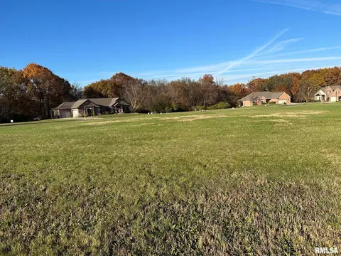 lot82 Dogwood Ln, Pekin, IL 61554