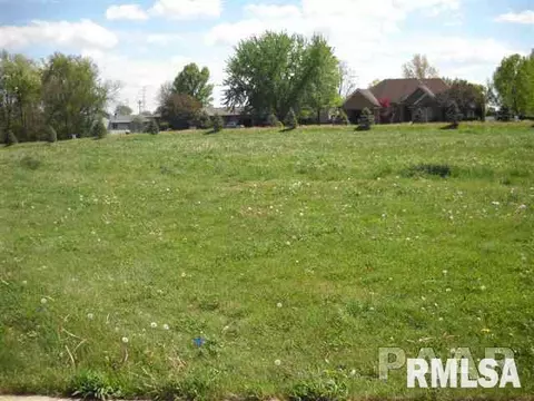lot35 Grandview Ct, Pekin, IL 61554