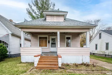3120 N New York Ave, Peoria, IL 61603