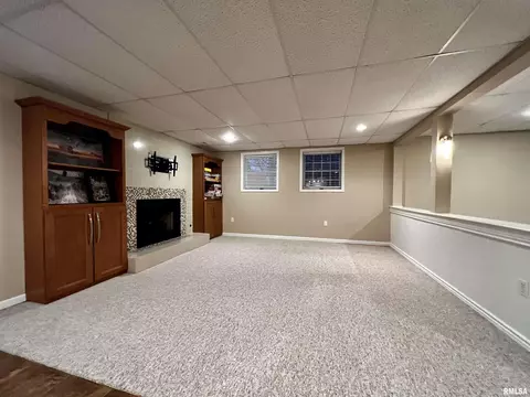 236 Hillview Dr, Macomb, IL 61455 photo 34