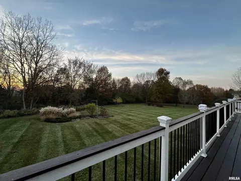 236 Hillview Dr, Macomb, IL 61455 photo 45