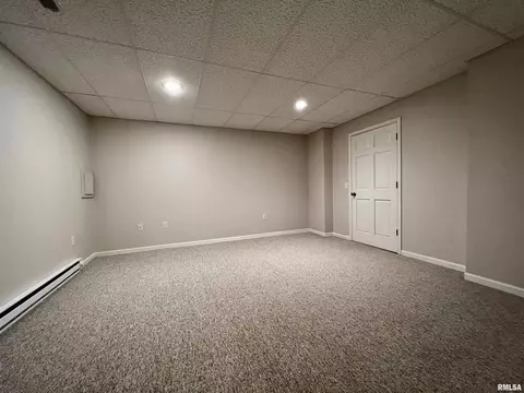 236 Hillview Dr, Macomb, IL 61455 photo 41