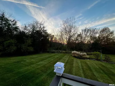 236 Hillview Dr, Macomb, IL 61455 photo 46