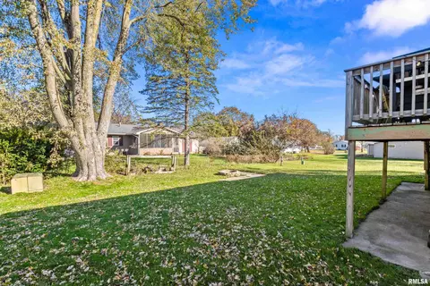 329 S Maplewood Blvd, Dunlap, IL 61525 photo 6