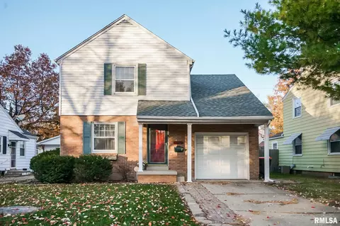 1107 E Forrest Hill Ave, Peoria, IL 61603