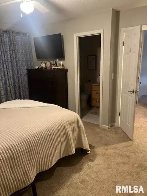 155 Jamestown Rd, Macomb, IL 61455 photo 8