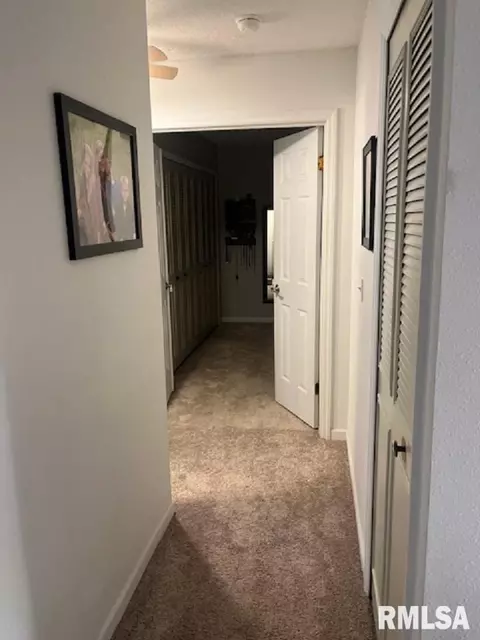 155 Jamestown Rd, Macomb, IL 61455 photo 6